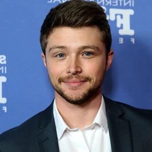 Sterling Knight